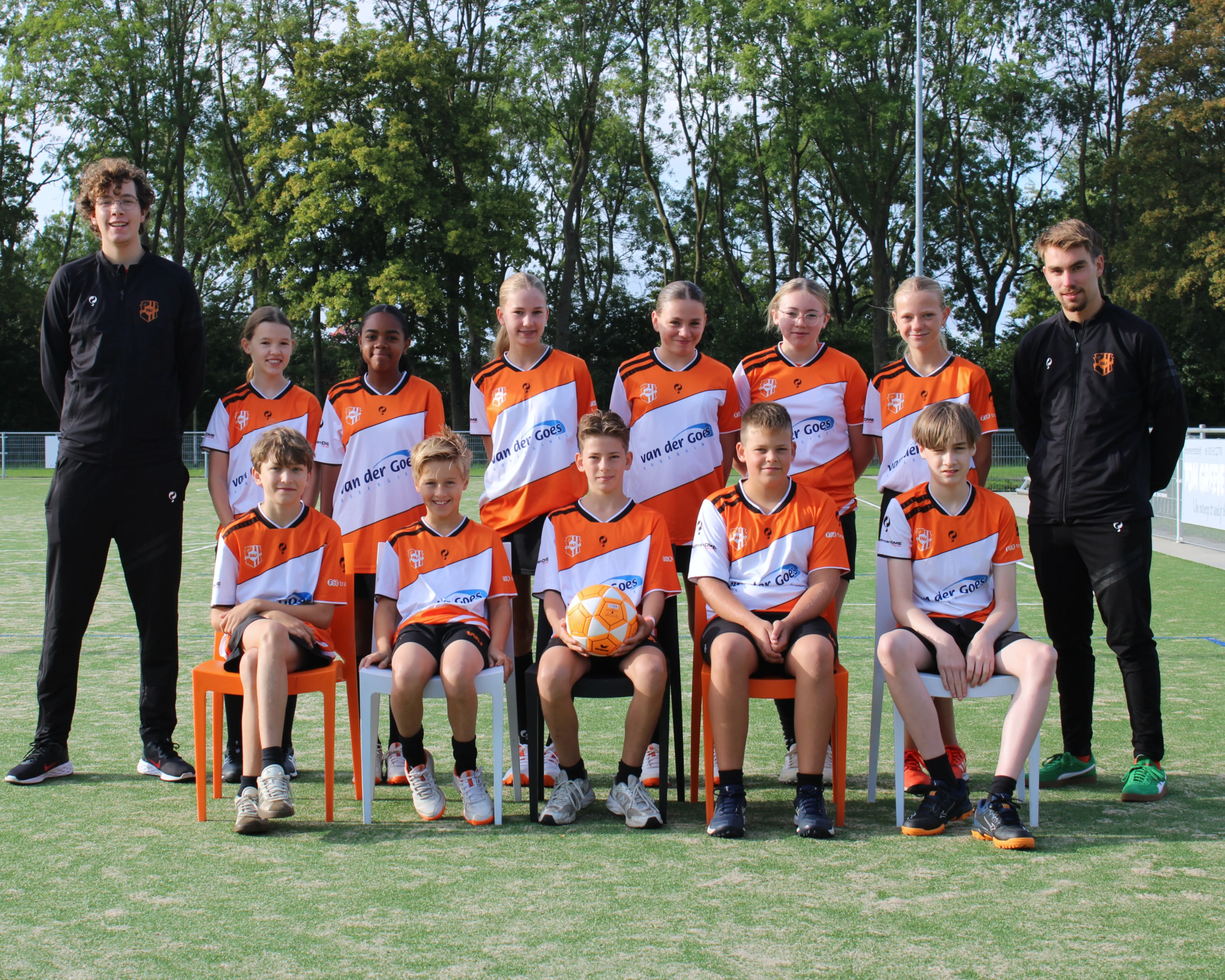 Teamfoto van Weidevogels J4