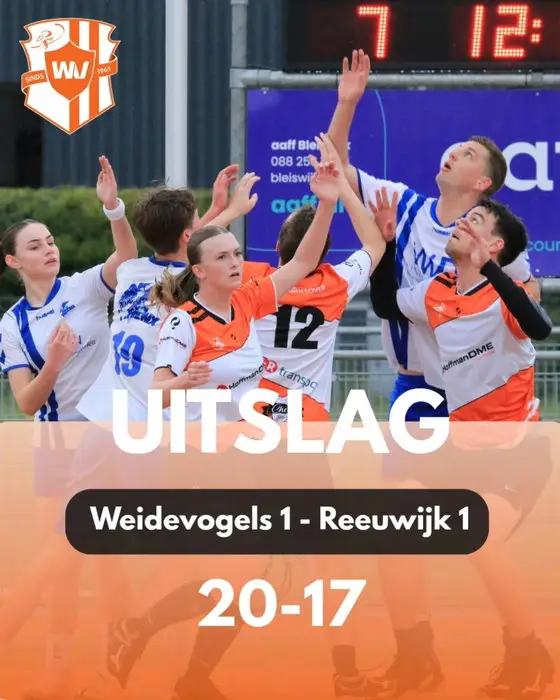 Weidevogels 1 heeft nog geen punten laten liggen in de veldcompetitie. De Bleiswijkers waren in eigen huis ook te sterk voor Reeuwijk 1. Weidevogels had de overhand en hoewel het nog even spannend werd, won de ploeg van Colin Geene met 20-17.
Lees het hele wedstrijdverslag op onze website via de link in bio!